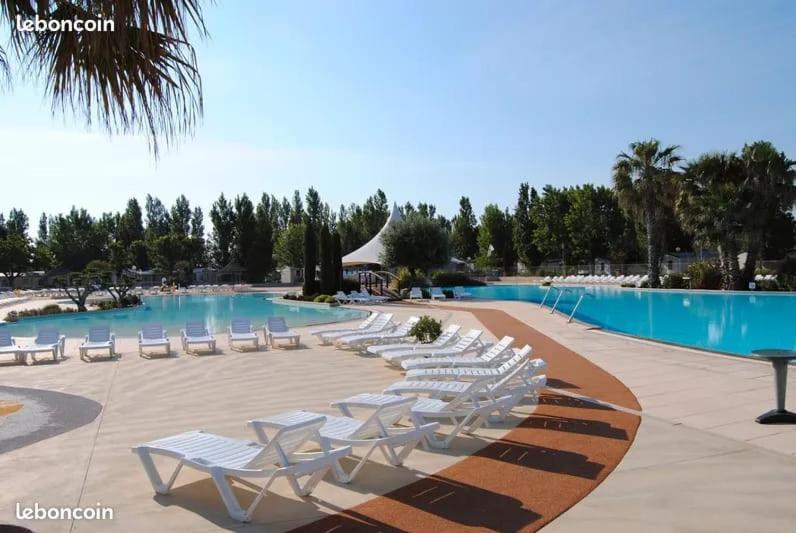 Camping Carabasse Vias Plage. Экстерьер фото