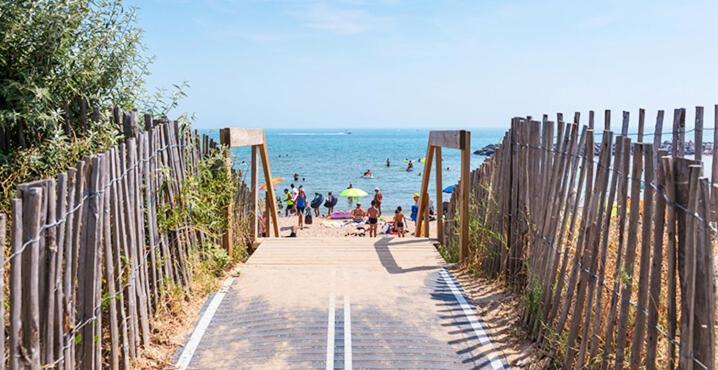 Camping Carabasse Vias Plage. Экстерьер фото